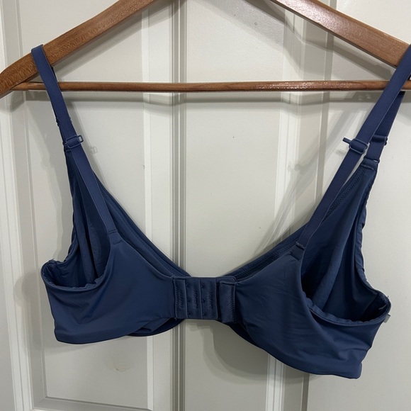 Like new Harper Wilde Base Unlined bra in 38C. Seriously such a good bra. - Picture 13 of 15